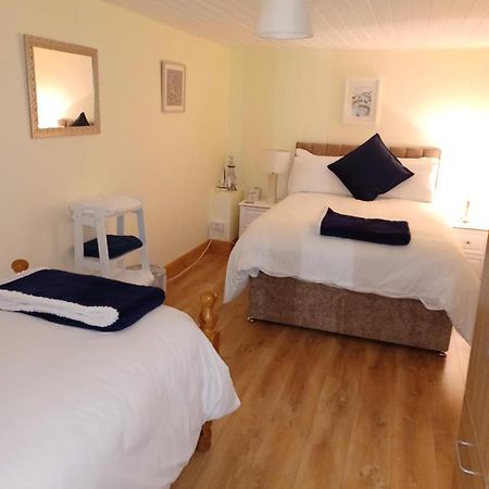 Kents Guesthouse Accommodation Kilmacthomas ห้อง รูปภาพ